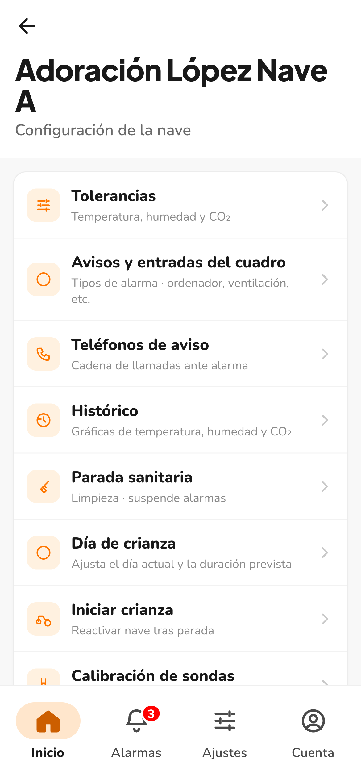 Menú de configuración de una nave: tolerancias, alarmas, teléfonos, histórico, parada, calibración…